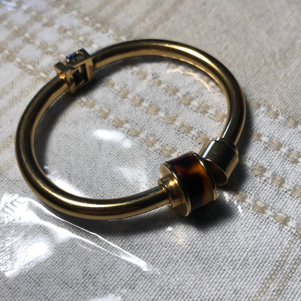 Beautiful bracelet (used)